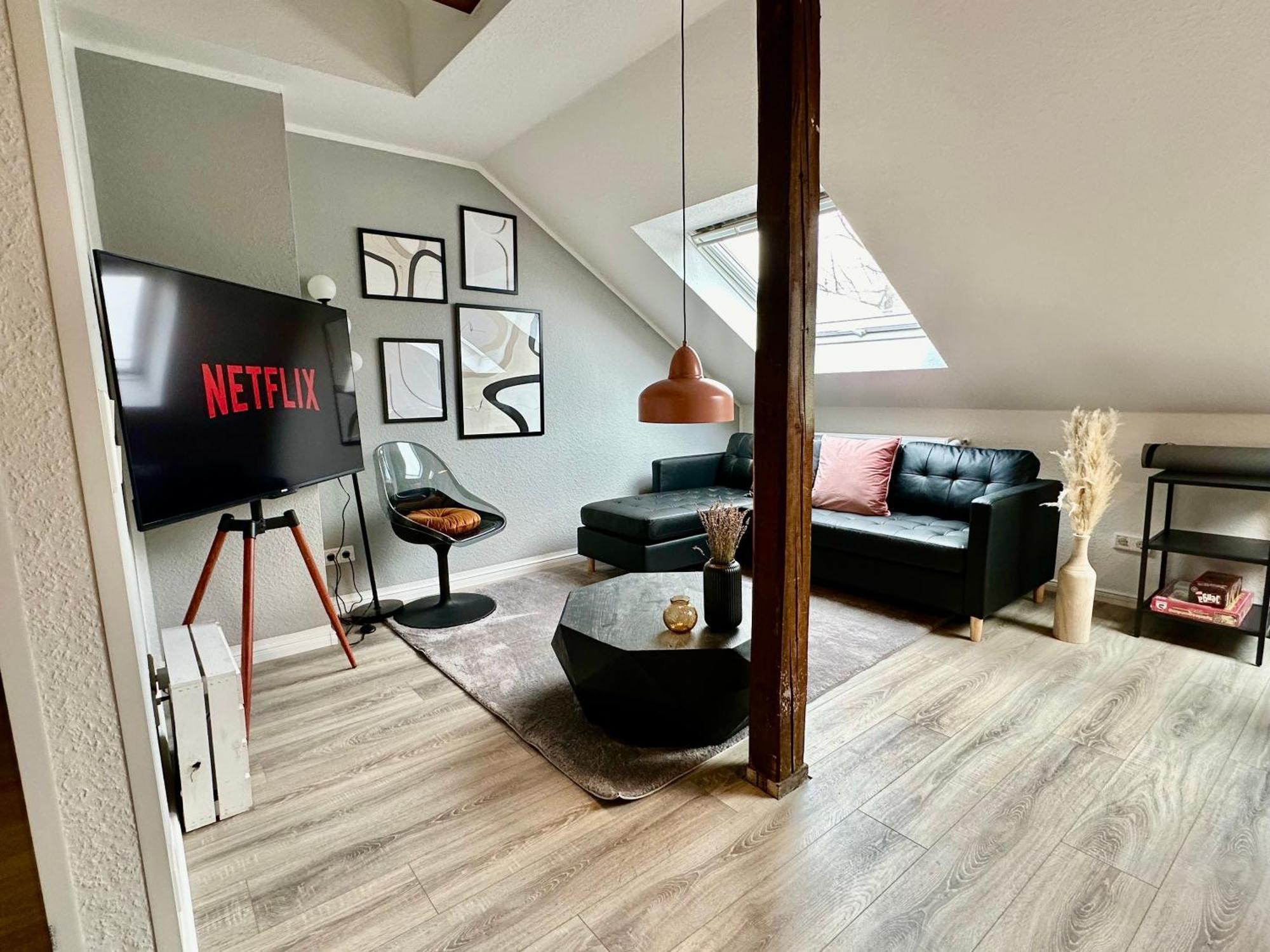 Stilvoll Im Zentrum Balken Loft Apartment Bochum Bagian luar foto